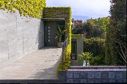 Spectacular design villa in one of the best areas of Alella.