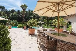 Mougins- Superb villa in a prestigious gated domain