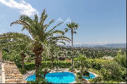 Mougins - Provencal villa with open views