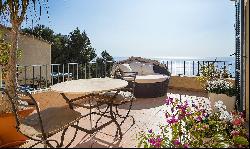 Villa with fantastic sea views and rental license in Port Andratx