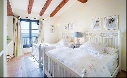 Villa with fantastic sea views and rental license in Port Andratx