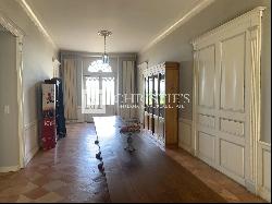 For sale at Sainte Foy La Grande, Magnificent 19th century castle to renovate in part