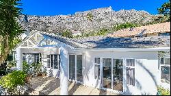 Your dream home at the foot of Table Mountain