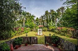 Farmhouse on Radhey Mohan Drive