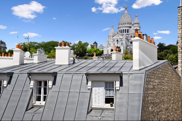 Montmartre : A two-room apartment with spectacular view on the Sacré-Coeur
