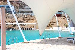 This wonderful, contemporary beach house was build by the famous Peruvian