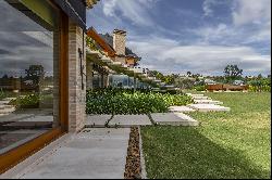 House with view and helipad