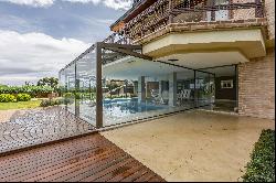 House with view and helipad