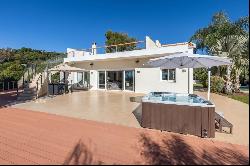 Fully renovated villa in the prestigious and safe community of E, Benahavis 29678