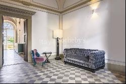 Outstanding apartments in a stunning historic villa ...