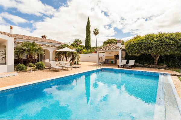 Country house, 4 bedrooms, for Sale