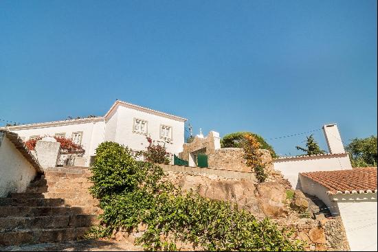 Superb property on 3.6 ha of land in Almoinhas Velhas, Guincho near Cascais