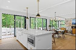 New Construction Close to Sag Harbor!