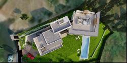 Set of 2 plots with project and license each in Haza del Conde, , Marbella 29660