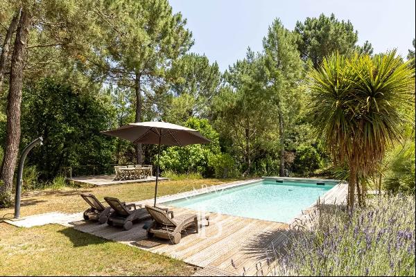 MOLIETS-ET-MAA, CHARMING VILLA ON THE GOLF COURSE, A SHORT WALK TO THE BEACH
