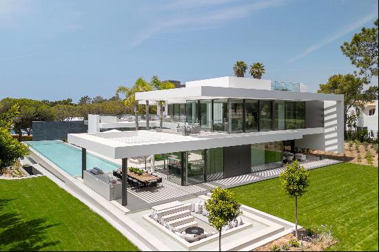 New, luxury, contemporary villa in Quinta do Lago, Algarve.