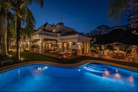 Elegant villa in Bahia de Marbella