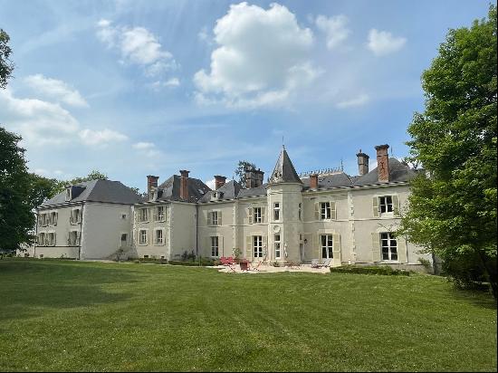 France, Centre - Loire Valley - Hotel - Chateau - Castle