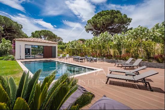 Saint-Tropez - New contemporary villa