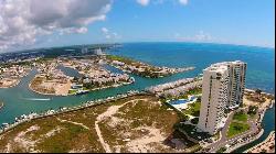 5682 - Cancún Zona Hotelera, Puerto Cancun, Cancun 77500