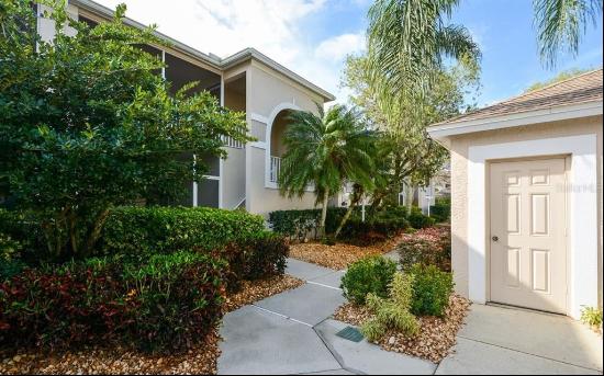 9611 Castle Point Drive #916, Sarasota FL 34238