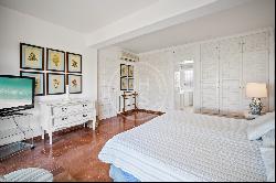 Villa for sale in Málaga, Estepona, New Golden Mile, Estepona 29680