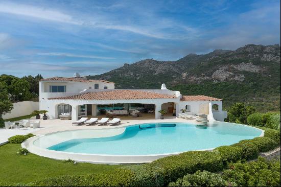 Amazing Villa in the center of Porto Cervo