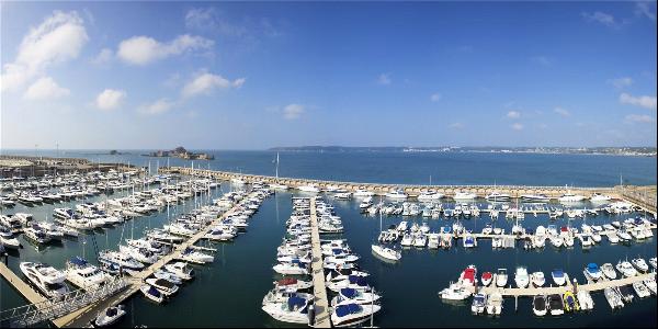 La Rue De Carteret, St. Helier, Jersey, JE2 4HR