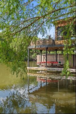 ZEN ON LAKE AUSTIN