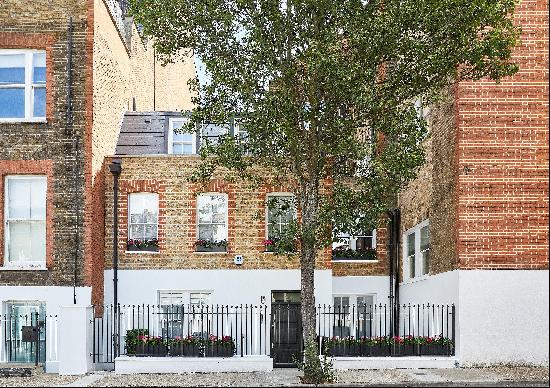 A stunningly designed home in Notting Hill