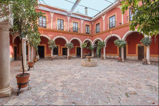 19th Century Palace of Renaissance style ideal for a charming hotel