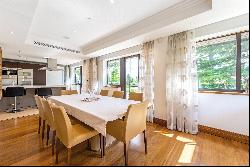 Apartment 13, Charters, Charters Road, Sunningdale, Ascot, Berkshire, SL5 9GE