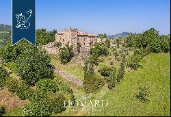 Castle of great historical prestige in a stunning high position overlooking Emilia Romagna