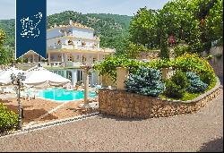 Elegant and refined luxury property for sale just 50 kilometres from Rome