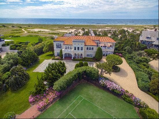 Stunning Meadow Lane Oceanfront