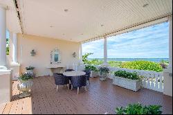 Stunning Meadow Lane Oceanfront