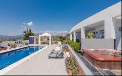 Modern villa with sea views in La Alquería, Mijas Costa, Mijas 29650