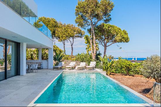 Timeless villa with sea views in Sol de Mallorca