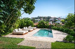 Villa with pool and beautiful views in Los Alvarados