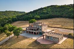 One-of-a-kind Hunting Reserve in Maremma