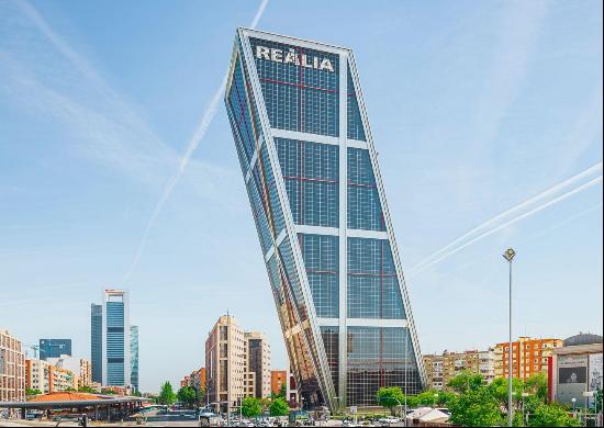 TORRE REALIA - The Icon is an icon of modern architecture, an essential part of Madrid's s