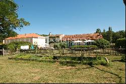 For sale Bordeaux/Médoc beautiful property of 15 ha with tourist, equestrian and agricult