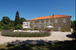 For sale Bordeaux/Médoc beautiful property of 15 ha with tourist, equestrian and agricult