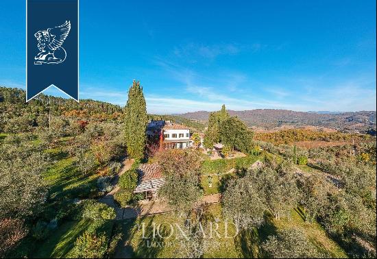 Luxury estate at a stone's throw from the small town of Greve in Chianti