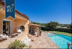 Luxury villa surrounded by a wonderful leafy garden in Porto Cervo's marina.