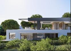 Villa on the seafront in Porto Cristo