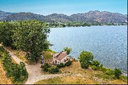 26 S Lake Loop Rd, Oroville, WA 98844