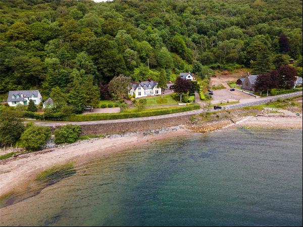 Camus House, Onich, Fort William, Inverness-Shire, PH33 6RY