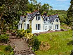 Camus House, Onich, Fort William, Inverness-Shire, PH33 6RY