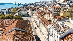 3 Bedroom+1 Duplex Townhouse, South Chiado, Lisbon